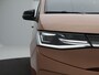 Volkswagen Multivan 1.4 eHybrid 218 Pk L2H1 Life Business 7 Persoons | Stoelverwarming | Camera | Climatronic | CarPlay | Panoramadak | Adaptive Cruise | 18 Inch | 62.460 Km !!