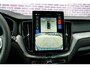 Volvo XC60 2.0 T6 Plug-in hybrid AWD Ultra Black Edition | Facelift | Harman Kardon Audio | Head-up Display | 360 Graden Camera | Panoramadak | Lichtmetalen Velgen 21 inch | Elektrisch Verstelbare Voorstoelen | Keyless Entry | BLIS