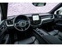 Volvo XC60 2.0 T6 Plug-in hybrid AWD Ultra Black Edition | Facelift | Harman Kardon Audio | Head-up Display | 360 Graden Camera | Panoramadak | Lichtmetalen Velgen 21 inch | Elektrisch Verstelbare Voorstoelen | Keyless Entry | BLIS
