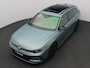 Volkswagen Passat Variant 1.5 eHybrid R-Line Edition 272PK DSG SOH 100%, Pano-Schuifdak, Trekhaak, Black Style, Leder, Memorystoel, Head-Up Display, Elektr. Achterklep, Stoelventilatie, 19" LM Velgen