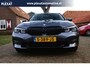 BMW 3-Serie Touring 318i High Executive Aut. | Zomer + Winterset | Full Led | Apple Car Play | Keurige staat | Dealeronderhouden |