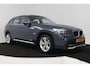 BMW X1 XDrive20i Business (TREKHAAK, STOELVERWARMING, CAMERA, ELEKTR STOELEN, AUTOMAAT, PARKEERSENSOREN)