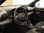 Toyota Yaris Cross 1.5 Hybrid 130 Dynamic DIRECT UITVOORRAAD LEVERBAAR- ADAPTIEVE CRUISE CONTROL - STOELVERWARMING VOORSTOELEN - STUURVERWARMING - CLIMATE CONTROL - NAVIGATIE - DODEHOEKDETECTIE - APPLE CARPLAY/ANDROID AUTO - CAMERA - PARKEERSENSOREN VOOR + ACHTER