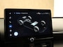 Toyota Yaris Cross 1.5 Hybrid 130 Dynamic DIRECT UITVOORRAAD LEVERBAAR- ADAPTIEVE CRUISE CONTROL - STOELVERWARMING VOORSTOELEN - STUURVERWARMING - CLIMATE CONTROL - NAVIGATIE - DODEHOEKDETECTIE - APPLE CARPLAY/ANDROID AUTO - CAMERA - PARKEERSENSOREN VOOR + ACHTER