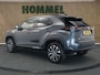 Toyota Yaris Cross 1.5 Hybrid 130 Dynamic DIRECT UITVOORRAAD LEVERBAAR- ADAPTIEVE CRUISE CONTROL - STOELVERWARMING VOORSTOELEN - STUURVERWARMING - CLIMATE CONTROL - NAVIGATIE - DODEHOEKDETECTIE - APPLE CARPLAY/ANDROID AUTO - CAMERA - PARKEERSENSOREN VOOR + ACHTER