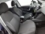 Peugeot 208 Allure 110pk | Navigatie | Climate Control | Cruise Control | Parkeersensoren | Armsteun | Apple Carplay / Android Auto | Bluetooth | Elektrisch inklapbare spiegels | Automatisch dimlicht | Regensensor | Dealeronderhouden | All seasonbanden | 16" lichtmetalen velgen |