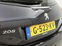 Peugeot 208 Allure 110pk | Navigatie | Climate Control | Cruise Control | Parkeersensoren | Armsteun | Apple Carplay / Android Auto | Bluetooth | Elektrisch inklapbare spiegels | Automatisch dimlicht | Regensensor | Dealeronderhouden | All seasonbanden | 16" lichtmetalen velgen |