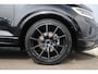 Volkswagen T-Roc 1.5 TSI Life Black Edition 150PK DSG Automaat Trekhaak Virtual 19 inch LMV Adaptive Cruise Lane Assist LED