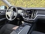 Volvo V60 2.0 B3 Momentum Advantage