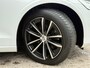 Volvo V60 2.0 B3 Momentum Advantage