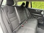 Volvo V60 B3 Momentum Advantage | Blis | Parkeer sensoren | Elektrische stoelen | AppleCarplay | Bluetooth |