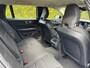 Volvo V60 2.0 B3 Momentum Advantage