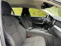 Volvo V60 2.0 B3 Momentum Advantage