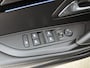 Peugeot e-208 EV GT Pack 50 kWh 136pk | Accu SOH 92% | Navigatie | Panoramadak | Achteruitrijcamera | Leder/Alcantara | Stoelverwarming | Full Led koplampen | Adaptieve Cruise Control | 3D Cockpit | Parkeersensoren v+a | Climate Control | Apple Carplay / Android Auto | Dodehoeksensor | Donker getint glas | 17" lichtmetalen velgen |