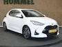 Toyota Yaris 1.5 Hybrid First Edition - ORIGINEEL NEDERLANDSE AUTO - AUTOMATISCHE AIRCO - KEYLESS ENTRY/START - APPLE CARPLAY/ANDROID AUTO - NAVIGATIESYSTEEM FULL-MAP - LED KOPLAMPEN