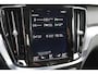 Volvo V60 2.0 T5 Momentum | Origineel NL | Leder | Business Pack Connect Plus | Trekhaak | Camera |