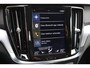 Volvo V60 2.0 T5 Momentum | Origineel NL | Leder | Business Pack Connect Plus | Trekhaak | Camera |