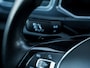 Volkswagen T-Roc 1.5 TSI Sport | R-Line | Dode Hoek Detectie | Stoelverwarming | LED Koplampen | Virtual Cockpit | Adaptieve Cruise Control | Parkeersensoren | Metallic Lak | Two-Tone | Elektrische Kofferklep | Navigatie | Apple Carplay | Android Auto |