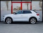Volkswagen T-Roc 1.5 TSI Sport | R-Line | Dode Hoek Detectie | Stoelverwarming | LED Koplampen | Virtual Cockpit | Adaptieve Cruise Control | Parkeersensoren | Metallic Lak | Two-Tone | Elektrische Kofferklep | Navigatie | Apple Carplay | Android Auto |