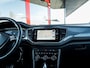 Volkswagen T-Roc 1.5 TSI Sport | R-Line | Dode Hoek Detectie | Stoelverwarming | LED Koplampen | Virtual Cockpit | Adaptieve Cruise Control | Parkeersensoren | Metallic Lak | Two-Tone | Elektrische Kofferklep | Navigatie | Apple Carplay | Android Auto |