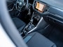 Volkswagen T-Roc 1.5 TSI Sport | R-Line | Dode Hoek Detectie | Stoelverwarming | LED Koplampen | Virtual Cockpit | Adaptieve Cruise Control | Parkeersensoren | Metallic Lak | Two-Tone | Elektrische Kofferklep | Navigatie | Apple Carplay | Android Auto |