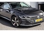 Volkswagen Arteon Shooting Brake 1.4 TSI eHybrid SOH 99% Elegance Business+ / Panorama / 360 / Carplay