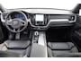 Volvo XC60 T6 350PK Plug-in hybrid AWD Ultra Black Edition / Navigatie / Adaptieve Cruise control / Head Up-Display / Panorama dak / Elektrische stoelen met geheugen / Stuurverwarming / Stoelverwarming v+a / 360 Camera /