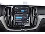 Volvo XC60 T6 350PK Plug-in hybrid AWD Ultra Black Edition / Navigatie / Adaptieve Cruise control / Head Up-Display / Panorama dak / Elektrische stoelen met geheugen / Stuurverwarming / Stoelverwarming v+a / 360 Camera /