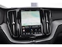 Volvo XC60 T6 350PK Plug-in hybrid AWD Ultra Black Edition / Navigatie / Adaptieve Cruise control / Head Up-Display / Panorama dak / Elektrische stoelen met geheugen / Stuurverwarming / Stoelverwarming v+a / 360 Camera /