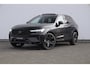 Volvo XC60 T6 350PK Plug-in hybrid AWD Ultra Black Edition / Navigatie / Adaptieve Cruise control / Head Up-Display / Panorama dak / Elektrische stoelen met geheugen / Stuurverwarming / Stoelverwarming v+a / 360 Camera /