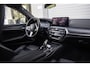 BMW 5-Serie Touring 530e M Sport / Apple Carplay / LED / PHEV / Trekhaak / Stoel Verwarming