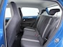Volkswagen Up! 1.0 High Up! | Parkeerhulp | Stoelverwarming | 15" | Cruise control | Telefoonvoorbereiding |