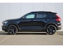 Volvo EX40 Twin Motor Performance Ultra Black Edition 82 kWh | Panoramisch schuif-/kanteldak | Verwarmbare voorstoelen+stuurwiel | Premium audio by Harman Kardon | Warmtepomp | Adaptive cruise control | 360 graden camera | Power Seats incl. Memory |