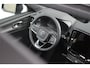 Volvo EX40 Twin Motor Performance Ultra Black Edition 82 kWh | Panoramisch schuif-/kanteldak | Verwarmbare voorstoelen+stuurwiel | Premium audio by Harman Kardon | Warmtepomp | Adaptive cruise control | 360 graden camera | Power Seats incl. Memory |