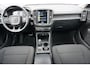 Volvo XC40 1.5 T2 Momentum Core | Stoelverwarming | Camera | Apple carplay/android auto | Trekhaak | Cruise control Parkeersensoren V+A | Stuurverwarming |