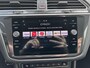 Volkswagen Tiguan 1.5 TSI ACT Highline | 150pk | Trekhaak | Stoelverwarming | Parkeersensoren Voor & Achter | Trekgewicht 1.800kg (geremd)