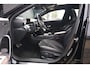 Mercedes-Benz A-klasse 200 Business Solution AMG / Pano dak / 18 Inch AMG Velgen /