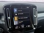 Volvo XC40 1.5 T4 Recharge R-Design | Stoel/Stuurverwarming | adaptieve cruise | Camera | Parkeersensoren V+A | Volvo on Call | Carplay | Keyless entry/start | Elektrisch bedienbare achterklep |