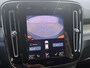 Volvo XC40 1.5 T4 Recharge R-Design | Stoel/Stuurverwarming | adaptieve cruise | Camera | Parkeersensoren V+A | Volvo on Call | Carplay | Keyless entry/start | Elektrisch bedienbare achterklep |