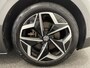 Volkswagen ID.3 First Plus 58 kWh Navigatie Apple Carplay/Android Auto Camera Parkeersensoren Adaptive Cruise Control Full LED Matrix Stoel- en stuurverwarming Lichtmetalen velgen Climate Control