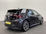 Volkswagen ID.3 First Plus 58 kWh Navigatie Apple Carplay/Android Auto Camera Parkeersensoren Adaptive Cruise Control Full LED Matrix Stoel- en stuurverwarming Lichtmetalen velgen Climate Control