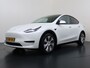 Tesla Model Y RWD SOH 95% Warmtepomp LFP-Accu Leder Lmv Camera's Panoramadak Adap.Cruise Navi Ecc Autopilot Stoel+Stuur+Achterbank Verwarming Elek.Achterklep Dodehoek detector Draadloze telefoonlader 1e Eigenaar Origineel Nederlandse Auto Fabrieksgarantie op Motor en Accu tot 08-03-2032/160.000km