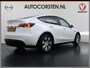 Tesla Model Y RWD SOH 95% Warmtepomp LFP-Accu Leder Lmv Camera's Panoramadak Adap.Cruise Navi Ecc Autopilot Stoel+Stuur+Achterbank Verwarming Elek.Achterklep Dodehoek detector Draadloze telefoonlader 1e Eigenaar Origineel Nederlandse Auto Fabrieksgarantie op Motor en Accu tot 08-03-2032/160.000km