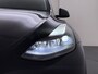 Tesla Model Y RWD SOH 95% Warmtepomp LFP-Accu Leder Lmv Camera's Panoramadak Adap.Cruise Navi Ecc Autopilot Stoel+Stuur+Achterbank Verwarming Elek.Achterklep Dodehoek detector Draadloze telefoonlader Origineel Nederlandse Auto Fabrieksgarantie op Motor en Accu tot 7-12-2030/160.000km