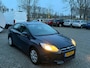 Ford Focus 1.6 TI-VCT Trend - AIRCO - PARKEERSENOREN - RIJDT & SCHAKELT GOED!