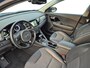 Kia Niro Hybrid 1.6 GDi First Edition | Cruise Control | Climate Control | Navigatie | Camera | Parkeersensoren Achter | Half Lederen Bekleding |