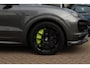 Porsche Cayenne Coupé 4.0 Turbo S E-Hybrid 680pk / TechArt / Trekhaak / Panoramadak / 360Camera / Head-up / Achterasbesturing / Keyless / Burmester / Softclose / Adaptieve Stoelen / 21'' / Cabron intr. / Luchtvering / Sportdesign+Chrono /
