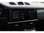 Porsche Cayenne Coupé 4.0 Turbo S E-Hybrid 680pk / TechArt / Trekhaak / Panoramadak / 360Camera / Head-up / Achterasbesturing / Keyless / Burmester / Softclose / Adaptieve Stoelen / 21'' / Cabron intr. / Luchtvering / Sportdesign+Chrono /