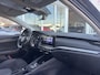 Skoda Octavia Combi 1.0 e-TSI Business Edition | Sfeerverlichting | Parkeersensoren | Apple Carplay | Lane Assist