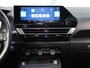 Citroën E-C4 Feel Pack 50 kWh 136PK | 1ste eigenaar | AppleCarPlay/AndroidAuto | Head-Up Display | Navigatie | Adaptive Cruise Control | Keyless | Leer/Stof | StoelVerwarming | FULL LED | Camera | Isofix |